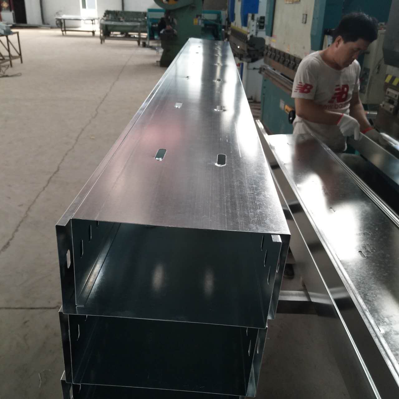 防火電纜橋架